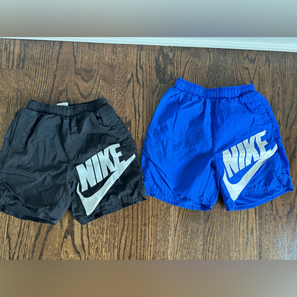 Set of Boys Nike Medium moisture wick shorts